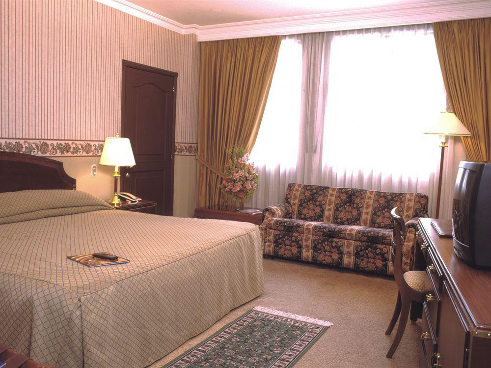 Hotel Dann Carlton Cali Oda fotoğraf